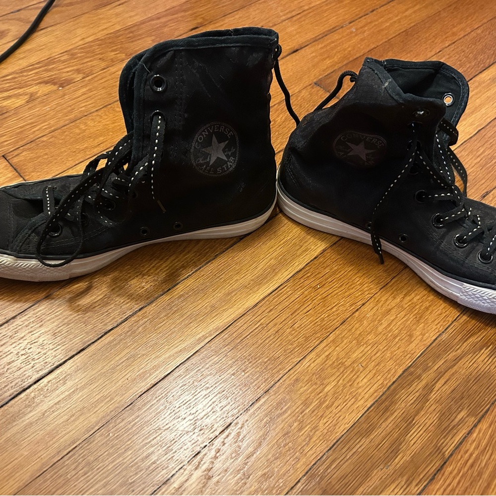 Converse Classic Black High-Tops